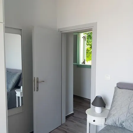 Kamara 1 Apartment