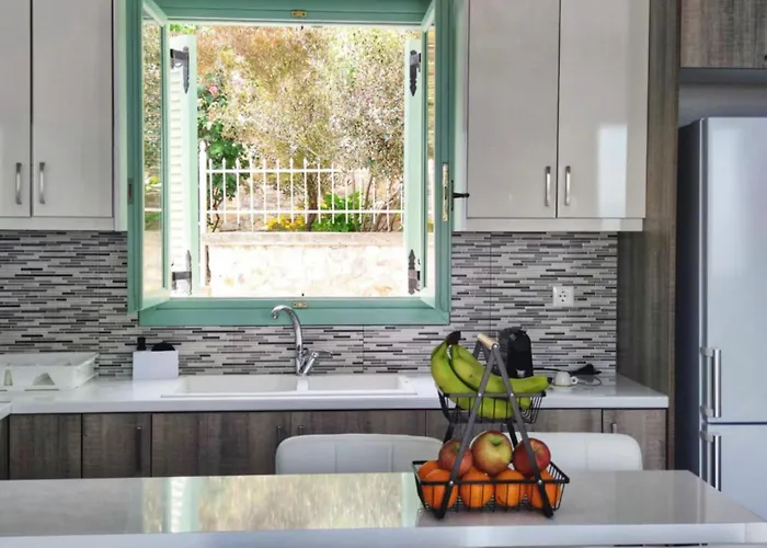 Kamara 1 Apartment *